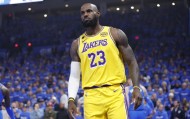 MK体育登录入口-湖人犯愁了：詹姆斯等四名球员成自由身，是续约还是全部放弃？