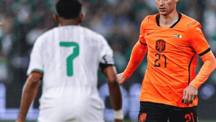 MK体育app下载-荷兰0-0阿尔及利亚半场数据：射门8-2，绝对机会2-0
